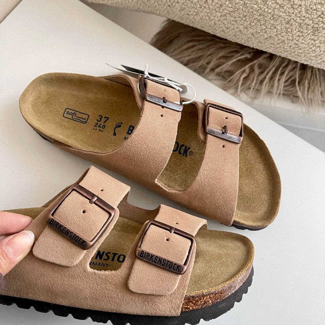 BIRKENSTOCK ビルケン　アリゾナ　ブラウン　スウェードサンダル 39 BIRKENSTOCK ビルケンアリゾナブラウンスウェードサンダル 39