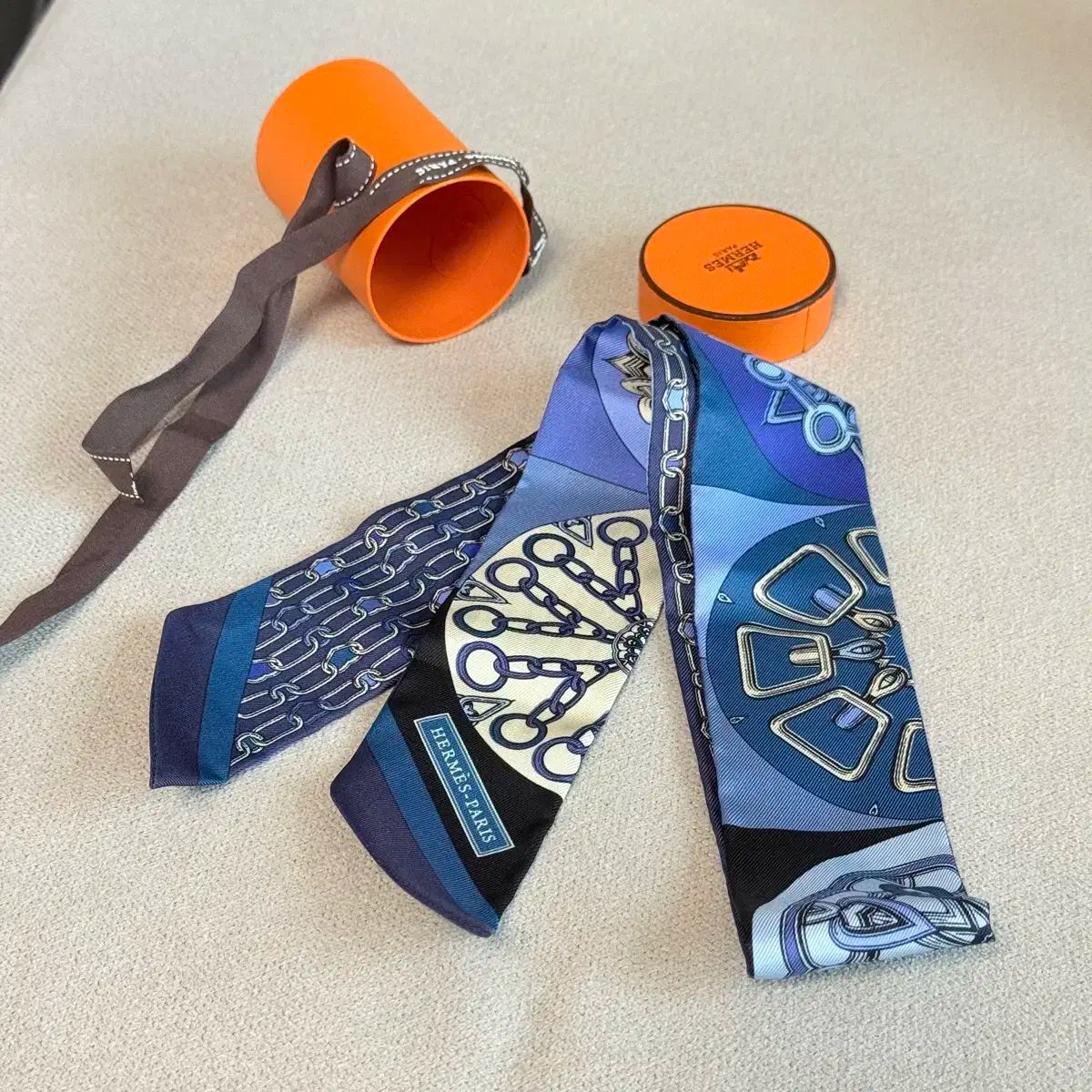 HERMES エルメス エペ カレイドスコープ ツイリー ブルー ジン クレム インディゴ