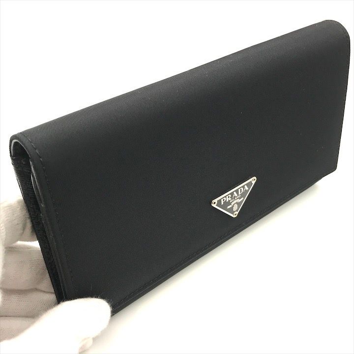 新品未使用✨️PRADA 二つ折り財布 三角ロゴ テスートナイロン 黒 ブラック 美品 PRADA プラダ ナイロン テスート 三角ロゴ 長財布 ウォレット