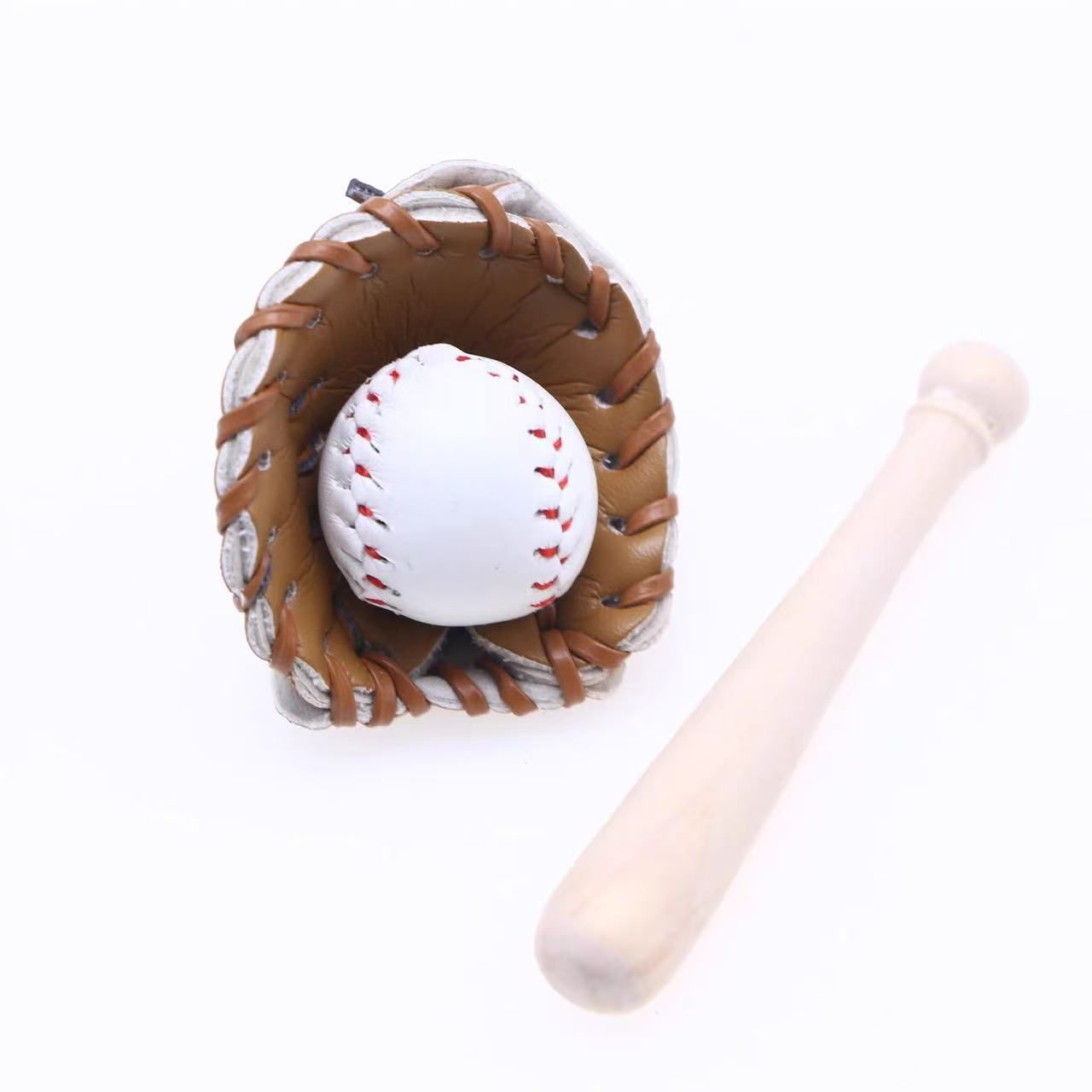 ミニチュア野球3点セット 全3色 コンパクトなサイズのミニチュア野球 