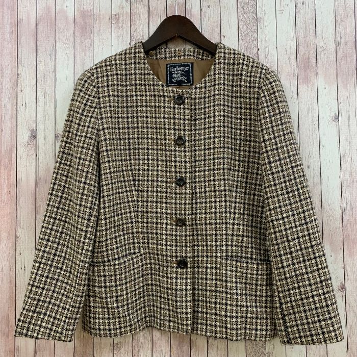 バーバリーズ Burberrys スーツ セットアップ ノーカラージャケット 肩  