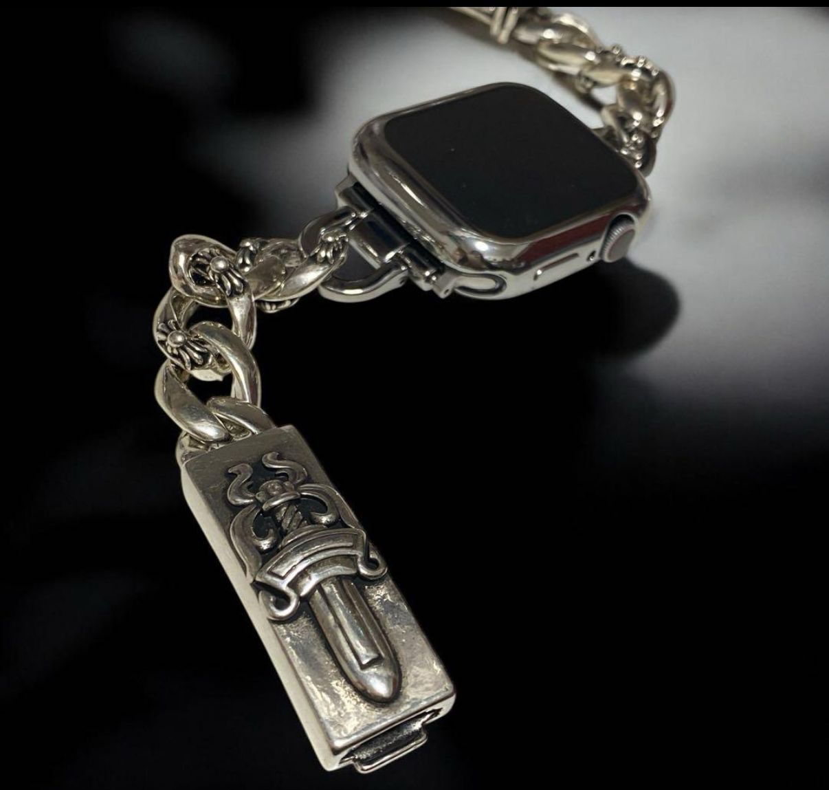 世界 調整可 アップルウォッチ用Apple Watchカスタム カバー ケース 画面保護 38 40 41 42 44 45 46 49 Ultra SE アップルウォッチ クロス チェーンバンド ベルト |w1