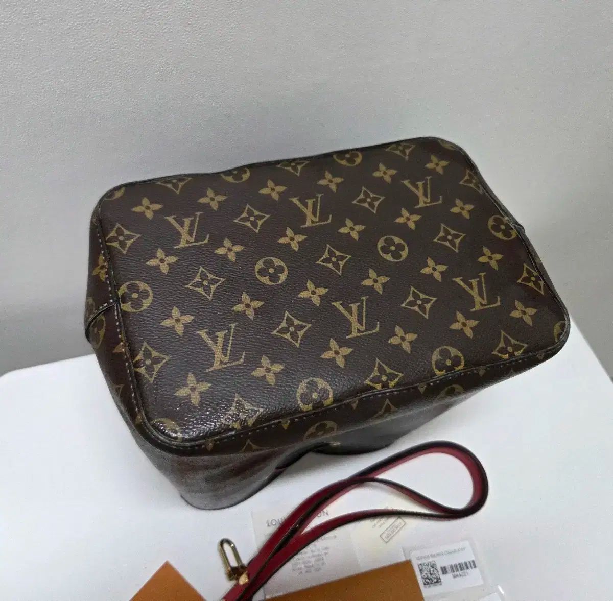 Louis Vuitton ルイヴィトン モノグラム ノエ バケットバッグ 赤 MERCADOAVALIA_COM_BR
