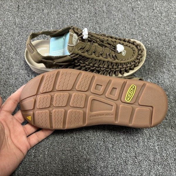 KEEN キーン UNEEK コーエン ファッション 男女兼用 靴 サンダル