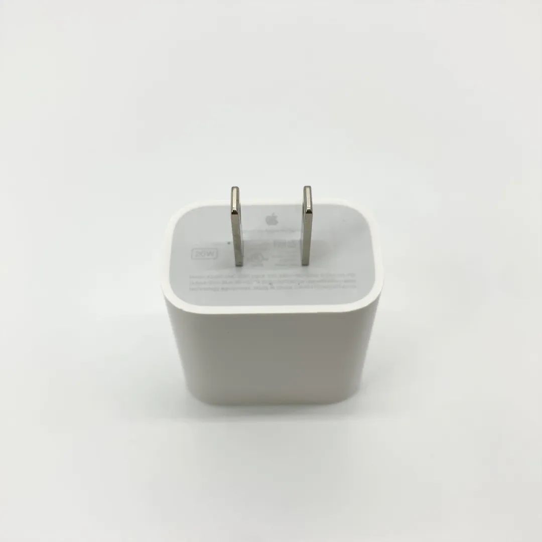 Apple純正 iPad 20w アダプタ 充電器 50個【中古】 Apple純正 iPad 20w アダプタ 充電器 50個【中古】 楽天市場】【中古