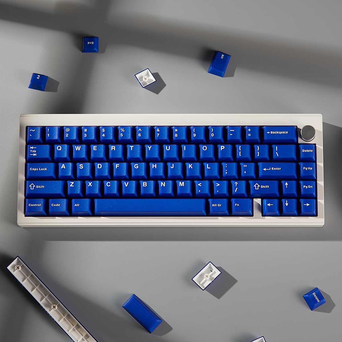 新品 mintcaps ブルー半透明キーキャップ ダブルショット
