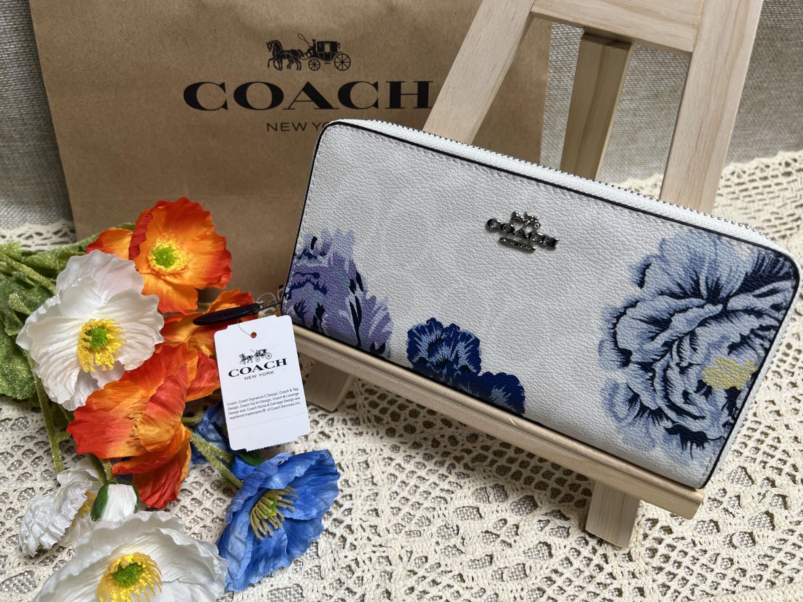 COACH 財布 コーチ 長財布 シグネチャー アコーディオン ラウンドファスナー ジッピーウォレット フローラル フラワープレゼント 贈り物 ギフト  長財布 レディース ファッション 新品 未使用 ブランド - メルカリ