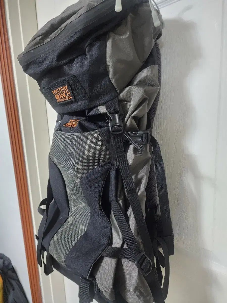 ミステリーレンチ リュックサック