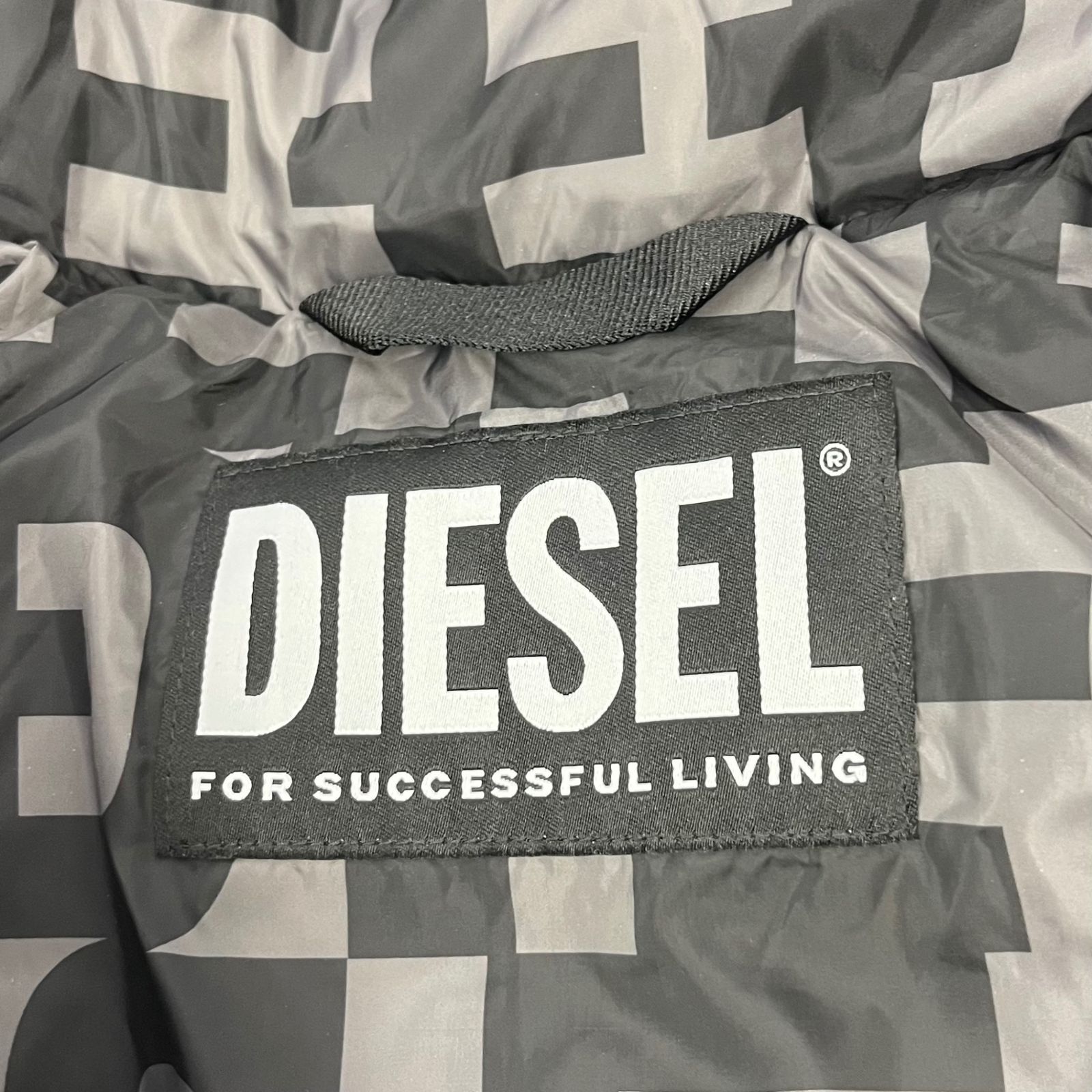 DIESEL (ディーゼル) ダウンジャケット⁄W-STEP-MON-RD サイズ:S DIESEL 
