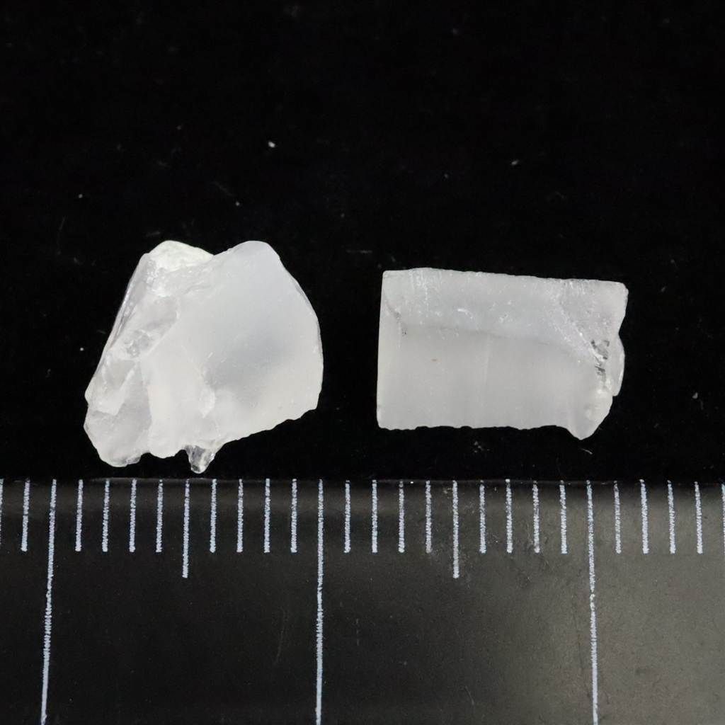 ロシア産フェナカイト ロシア産 フェナカイト 原石 2個セット 0.80g 【榎本通商98548