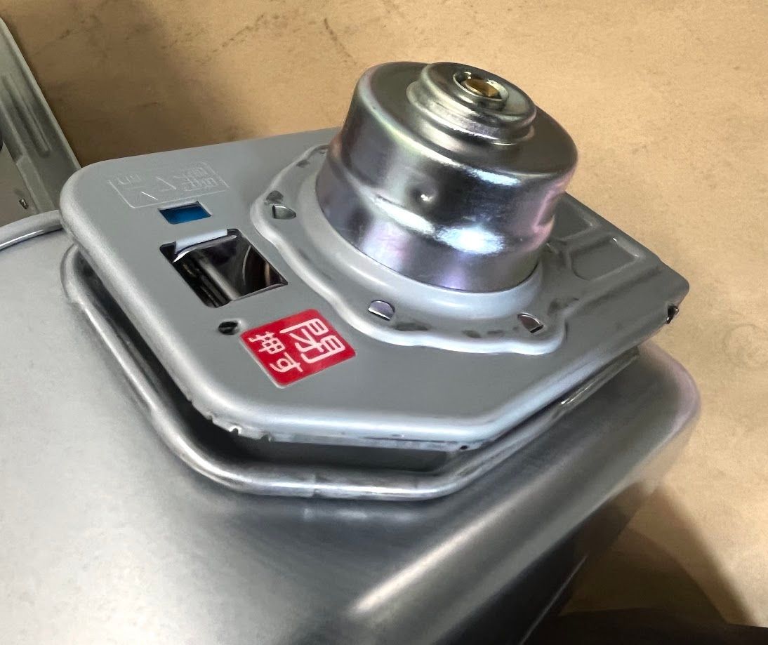 新品未使用　コロナ石油ファンヒーター FH-G3224Y(W) CORONA FH-G3224Y(W) 石油ファンヒーター 木造9畳・コンクリート
