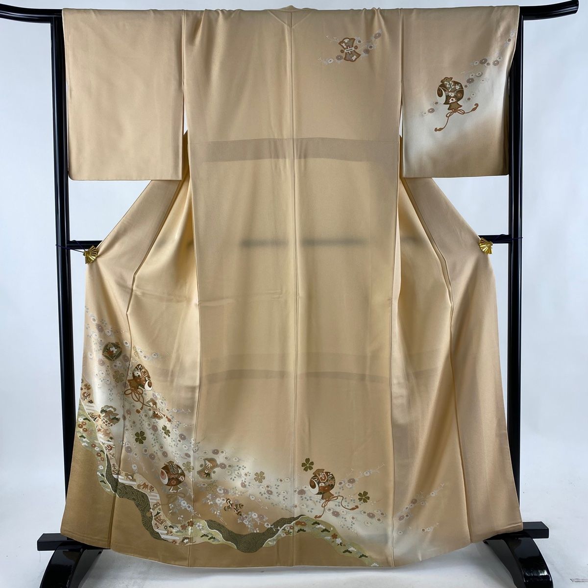 訪問着 秀品 宝尽くし 菊 金彩 染め分け 薄オレンジ 袷 身丈164cm 裄丈