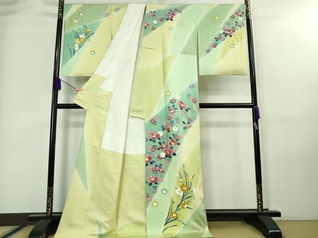 平和屋本店●極上　創業460年・千總　訪問着　椿　枝花文　暈し染め　金彩　高島屋扱い　ロング丈　逸品　DZAA7673kh5 楽天市場】平和屋本店□極上 創業460年・千總 訪問着 駒刺繍 枝椿文 暈