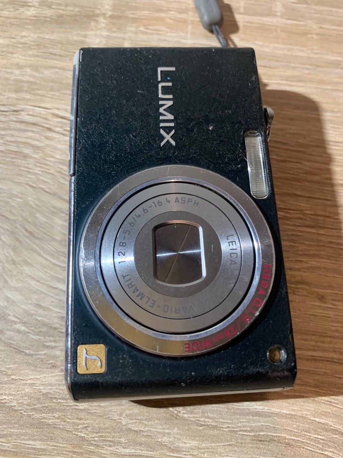 Lumix DMC-FX