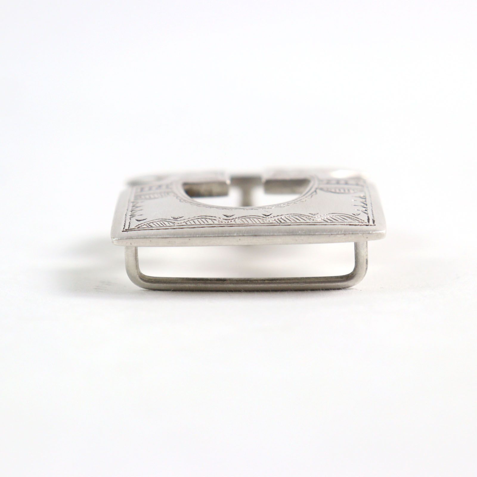 美品○HERMES エルメス Tuareg トゥアレグ 希少 ヘアライン加工 手彫り  