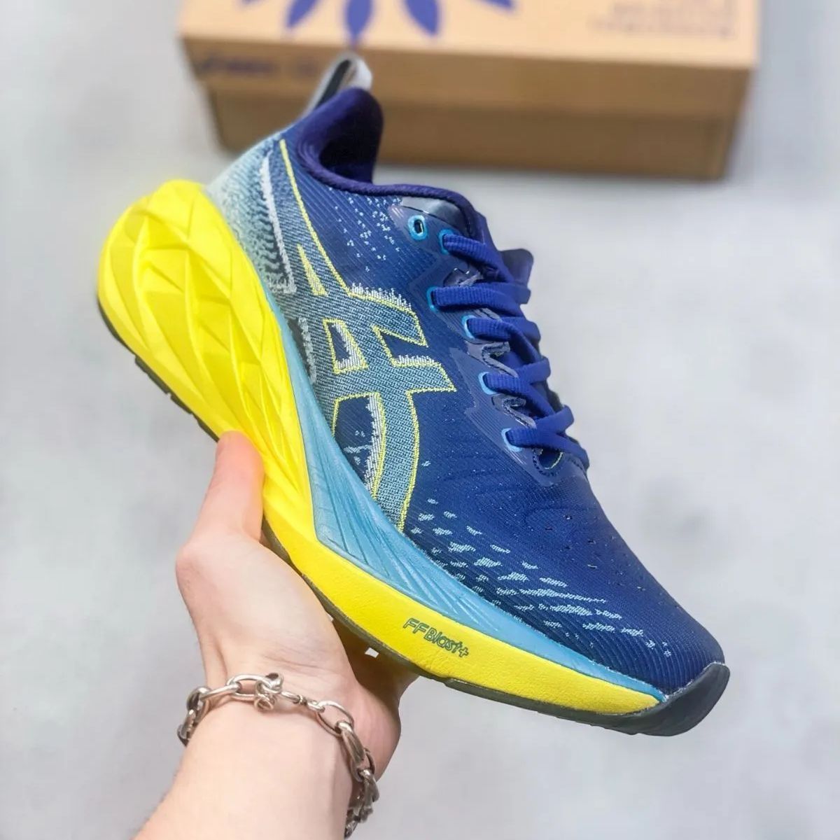 新品、未使用】ASICS アシックス ランニングシューズ NOVABLAST 4 メンズ スニーカー ノヴァブラスト4 メンズ 陸上/ランニング  ランニングシューズ 軽量 クッション性 厚底 大きいサイズ - メルカリ