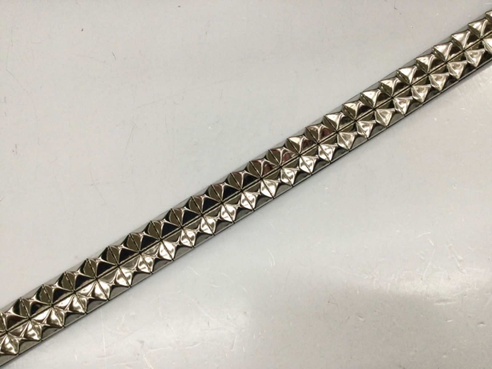 666 トリプルシックス スタッズ 2連ベルト Amazon | [666] Studded Gear スタッデッドギア 2連ピラミッド