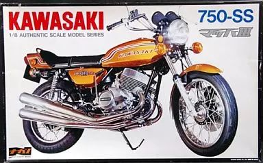 プラモデル 1/8 最高 カワサキ 750-SS マッハIII [1018]