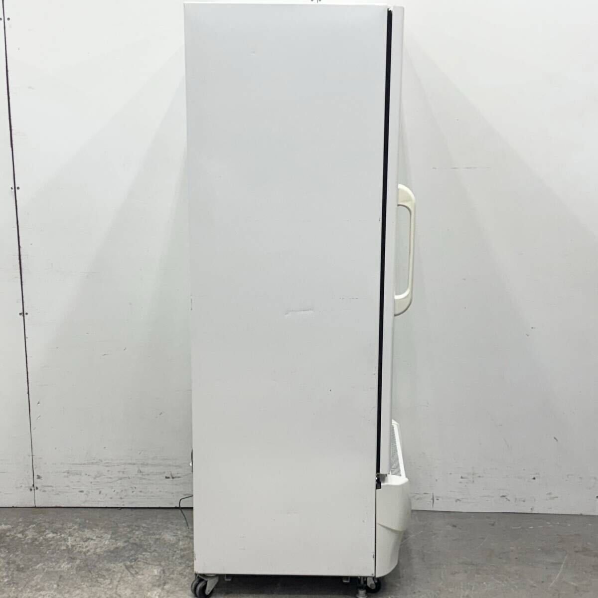 単相100V ビールショーケース