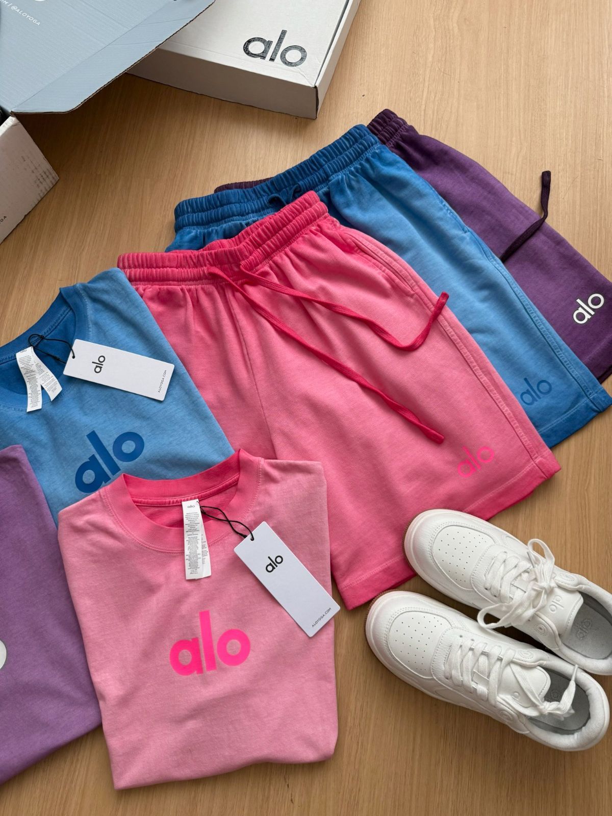 スポーツウェア上下セット 半袖Tシャツ＋ドローストリングショートパンツ