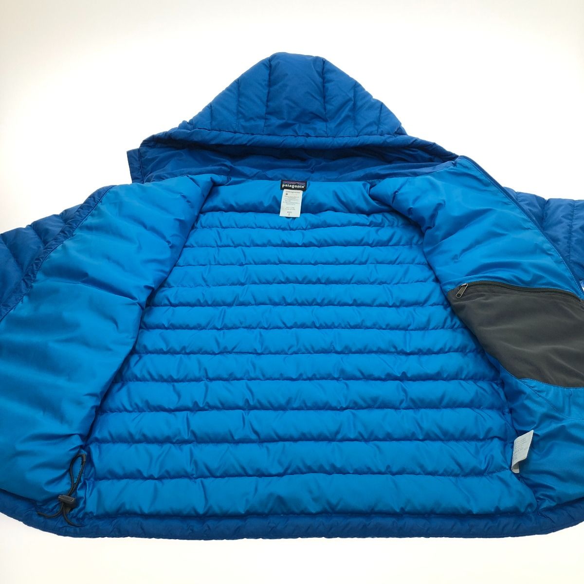 □□Patagonia パタゴニア ダウンジャケット Sサイズ 84700FA12 ブルー 