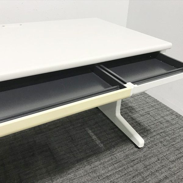 オフィスデスク