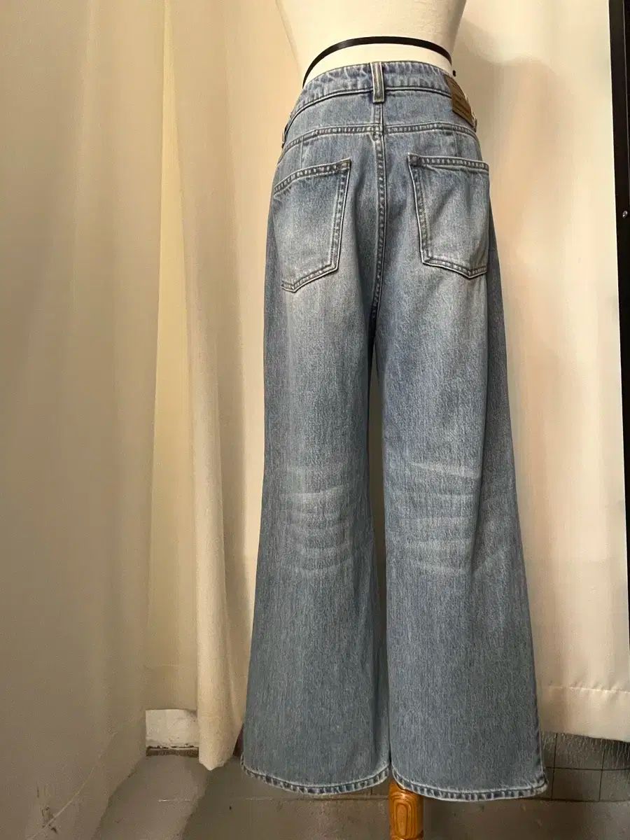 月曜日まで 2025年 SYSTEM ブーツカット デニム ワイド パンツ 状態