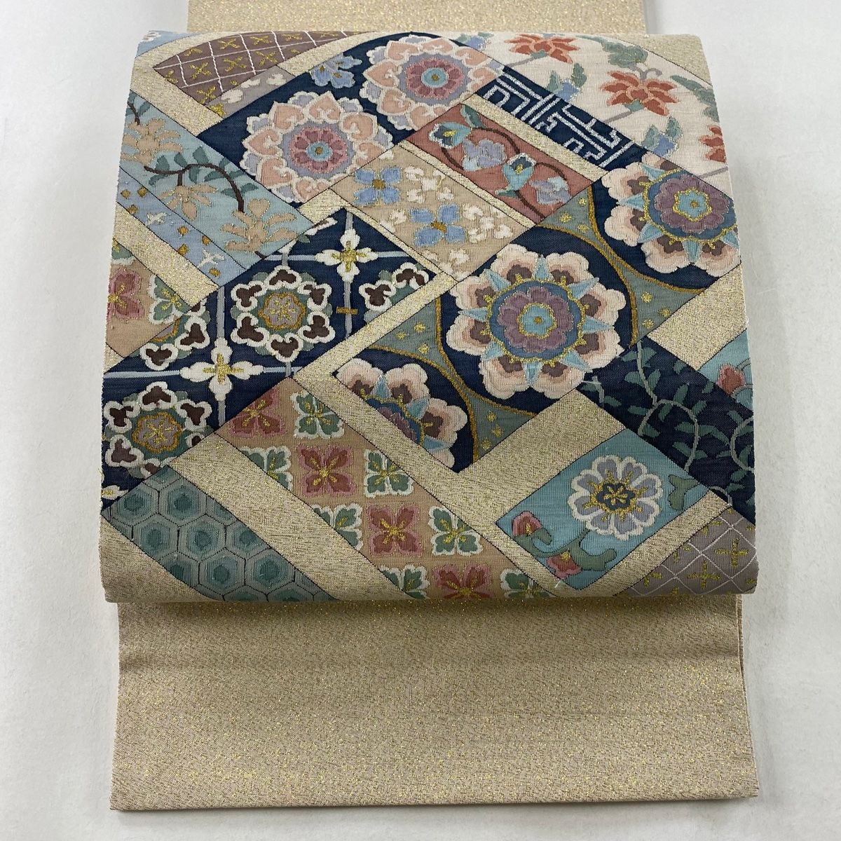 美品 パステル 亀甲紋様 金 唐草紋様 正絹 袋帯 二重太鼓 作り帯