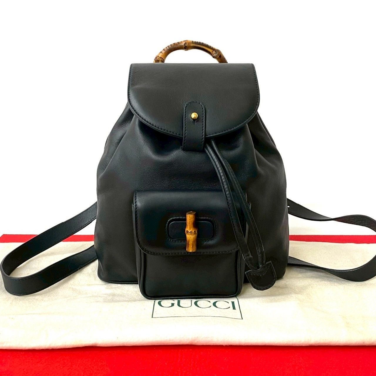 【美品】グッチ バンブー リュック レザー ターンロック ブラック 極 美品 袋付 GUCCI グッチ ヴィンテージ バンブー ターンロック