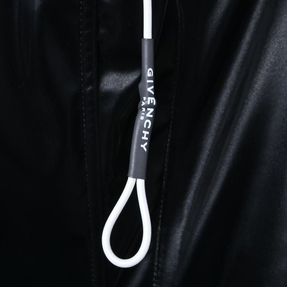 GIVENCHY ベルベット エフェクト オーバーサイズ コート - メルカリ