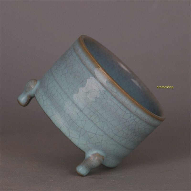宋汝窯天青釉三足香炉 筆洗 景徳鎮 陶磁器 装飾品 現代工芸品 美術品 置物 宋汝窯天青釉三足香炉 筆洗 景徳鎮 陶磁器 装飾品 現代工芸品