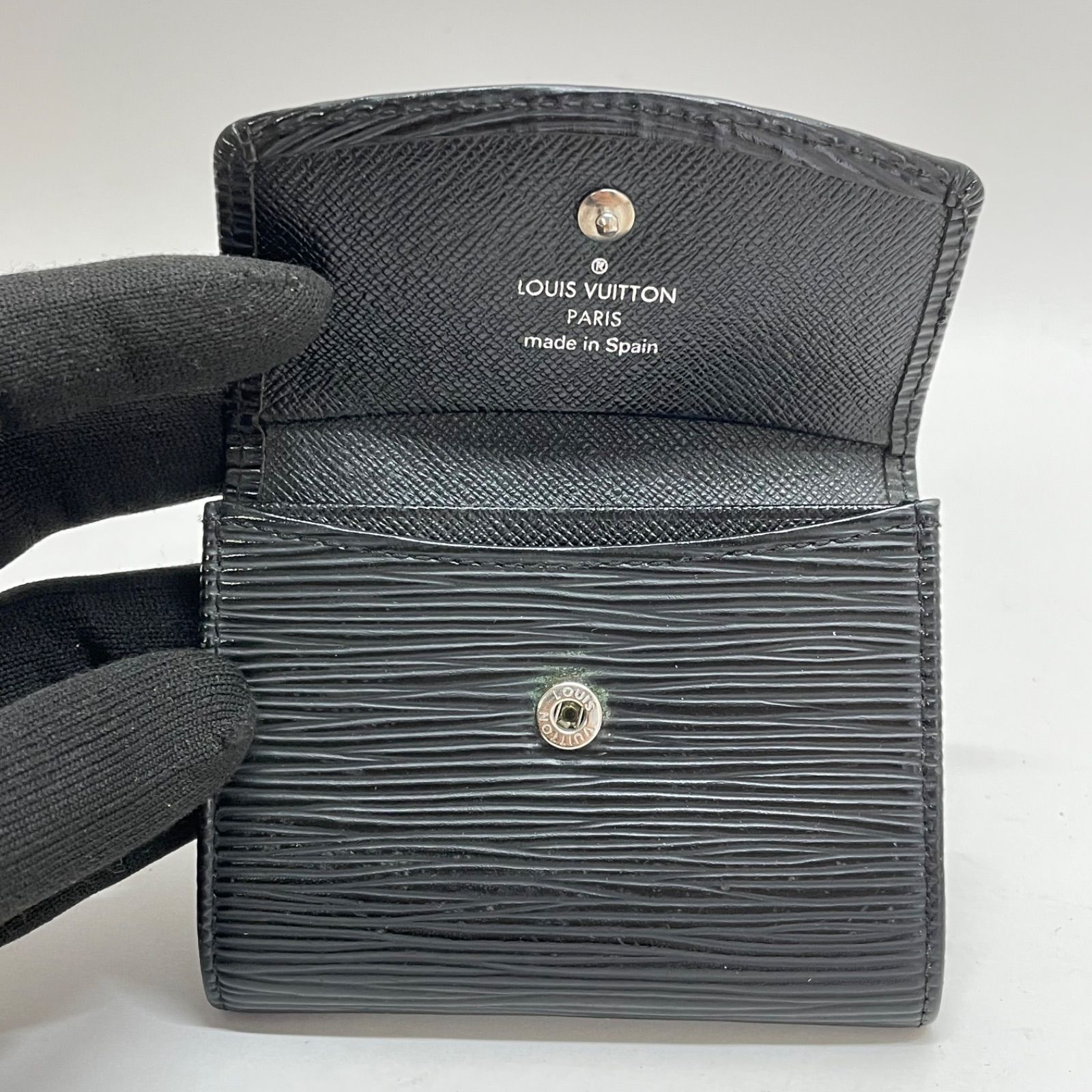 1666 LOUIS VUITTON ルイヴィトン エピ ブラック コインケース