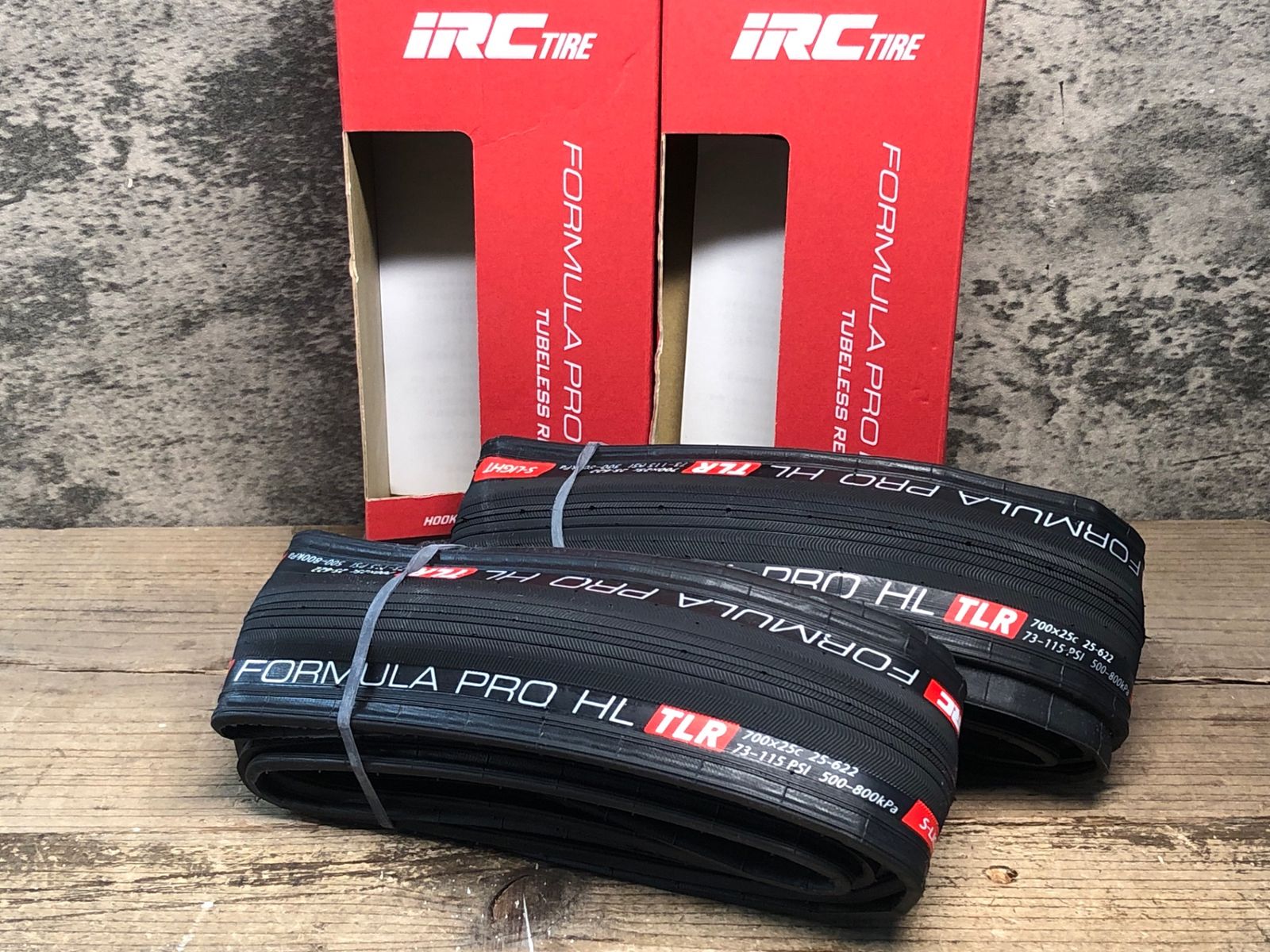 JF782 IRC FORMURA PRO HL チューブレスレディー タイヤ 2本セット 未