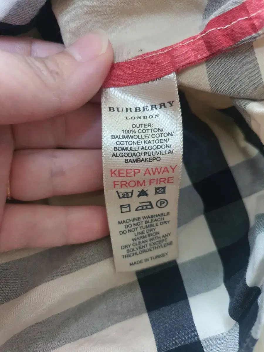 3Y Burberry Kids(バーバリーキッズ) ブラウス - メルカリ