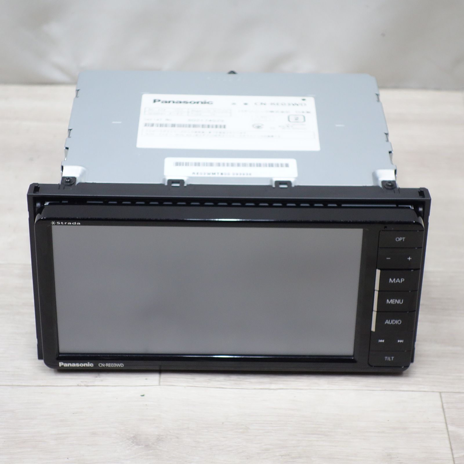 Panasonic Strada CN-RE03WD カーナビ 7型ワイド SD