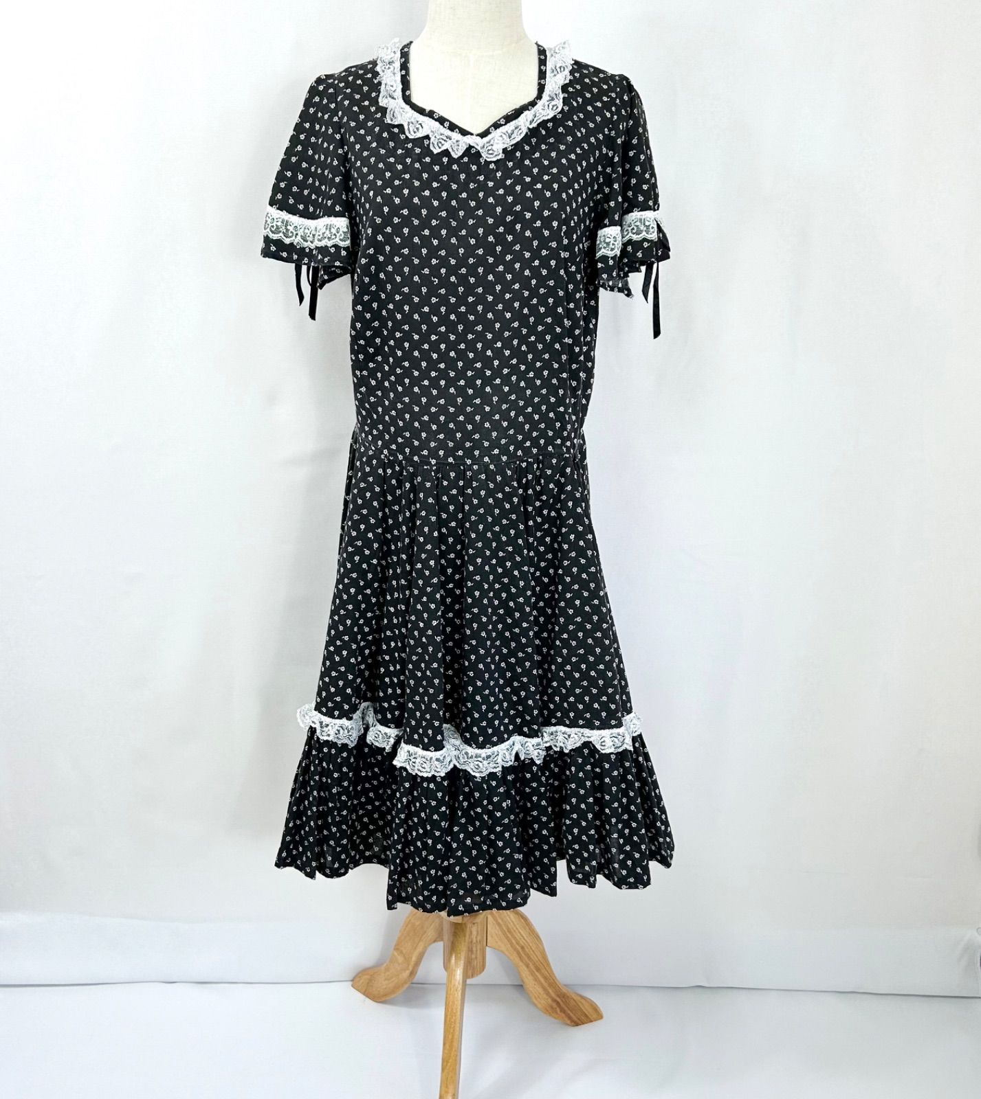 2025年最新】sacai プリーツ シャツの人気アイテム - メルカリ 【最終