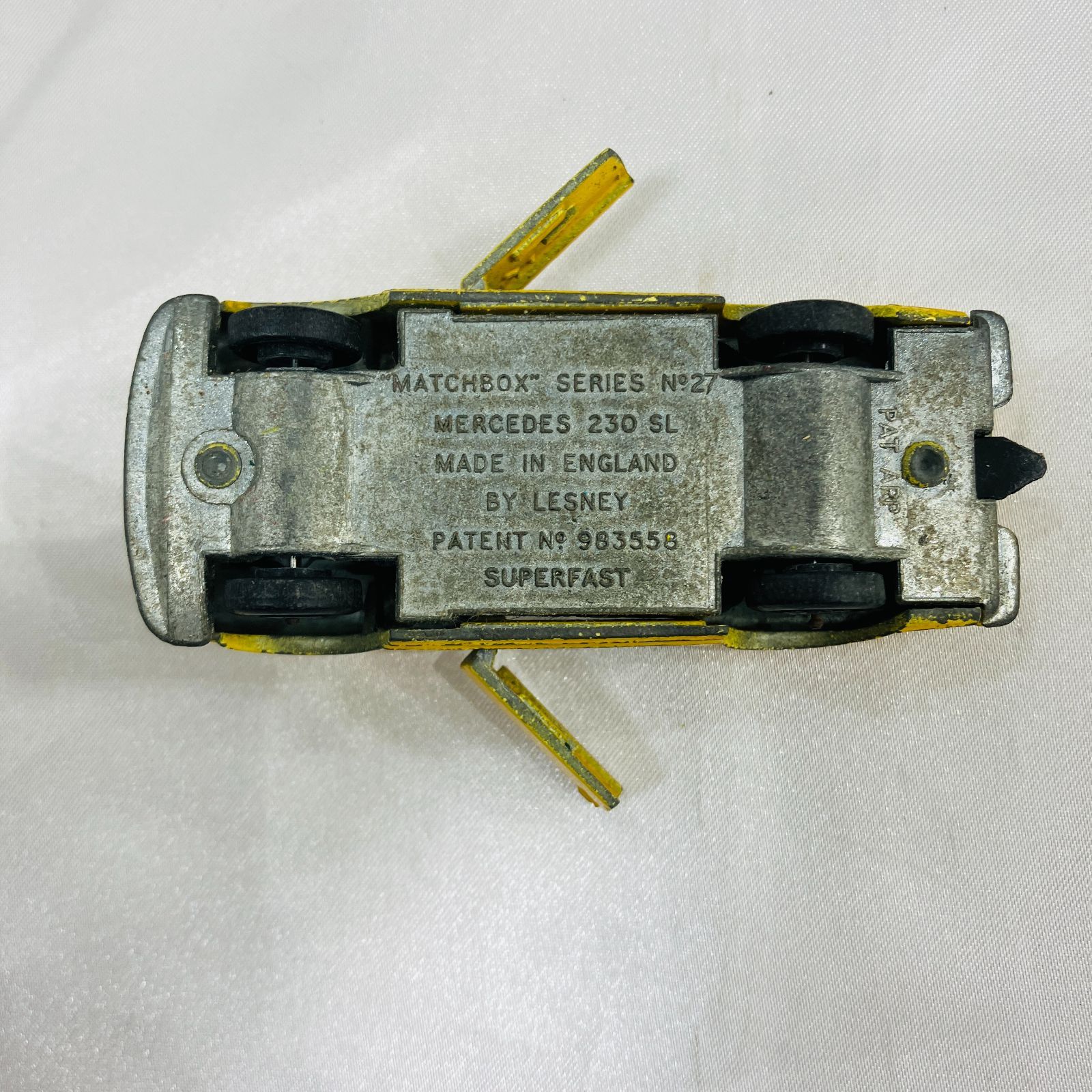 A【貴重】 黒箱 トミカ No.15ニッサン サニー クーペ1200GXレーシング