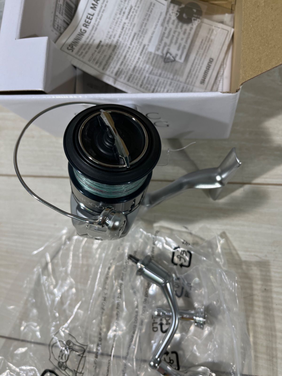 シマノ STRADIC 4000XG スピニングリール 整理番号R68 - メルカリ