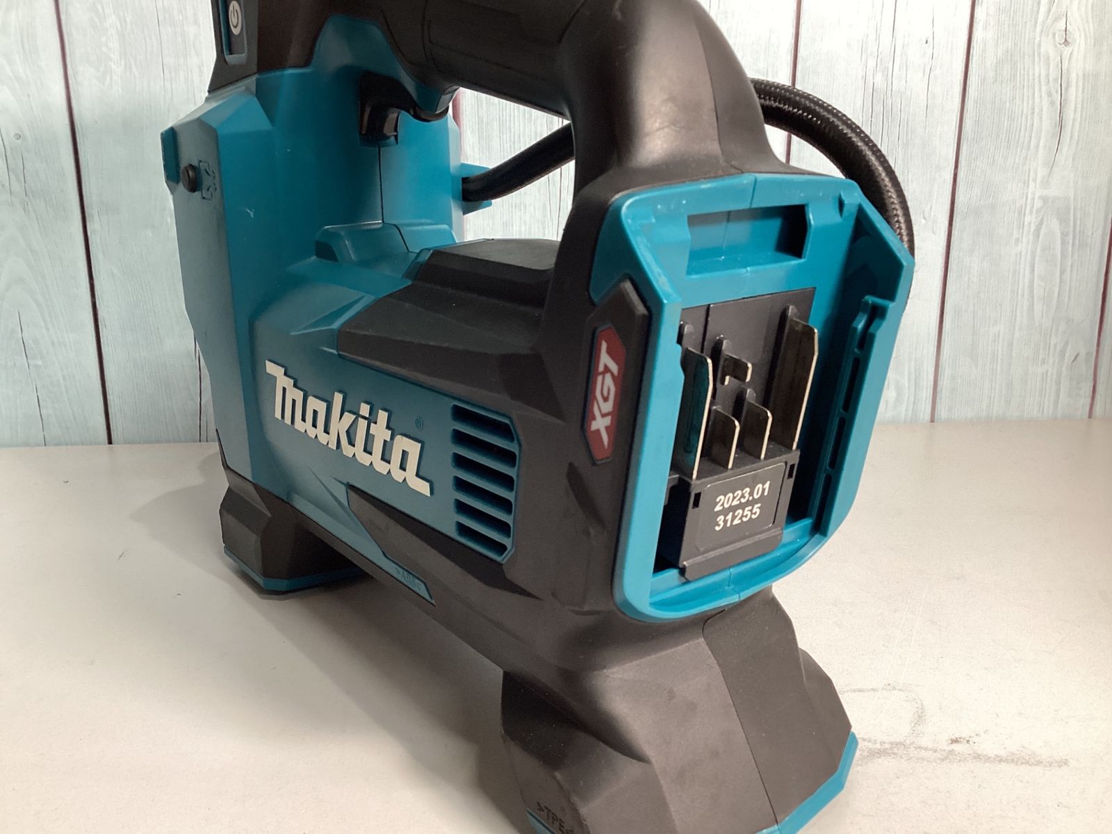 マキタ makita コードレス空気入れ MP001GZ BRIGHTFACE_UK