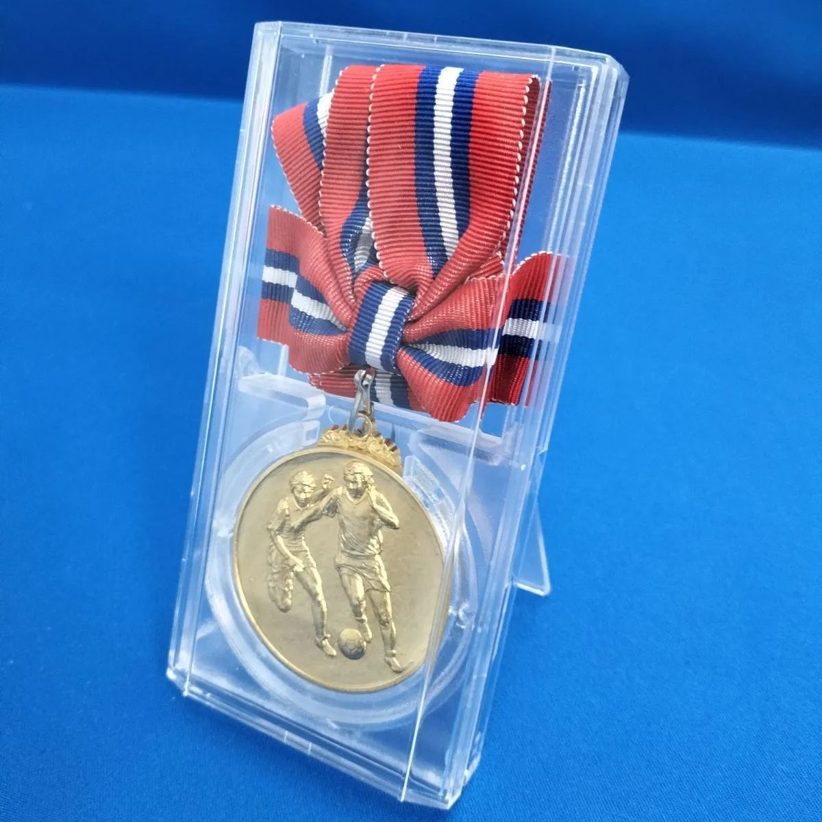 記念メダル サッカー ゴールド ネーム無料 - メルカリ