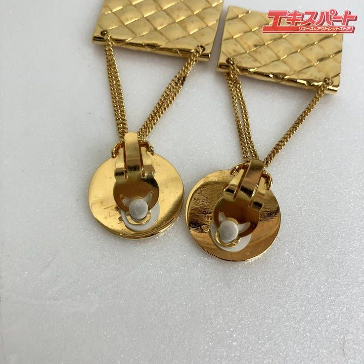 CHANEL シャネル マトラッセ バッグモチーフ イヤリング