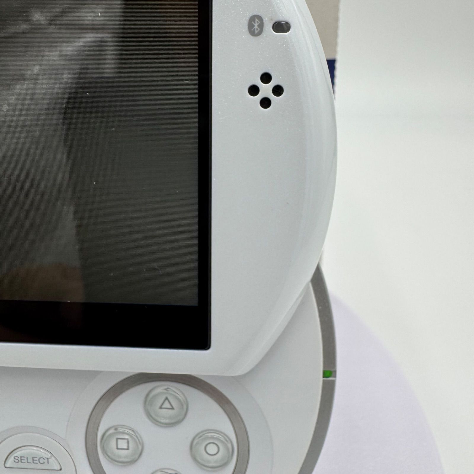 【本体カバー付】PSP go 本体 パールホワイト 極美品PSP go! パールホワイト 極美品PSPGO 極美品PSPgo 本体