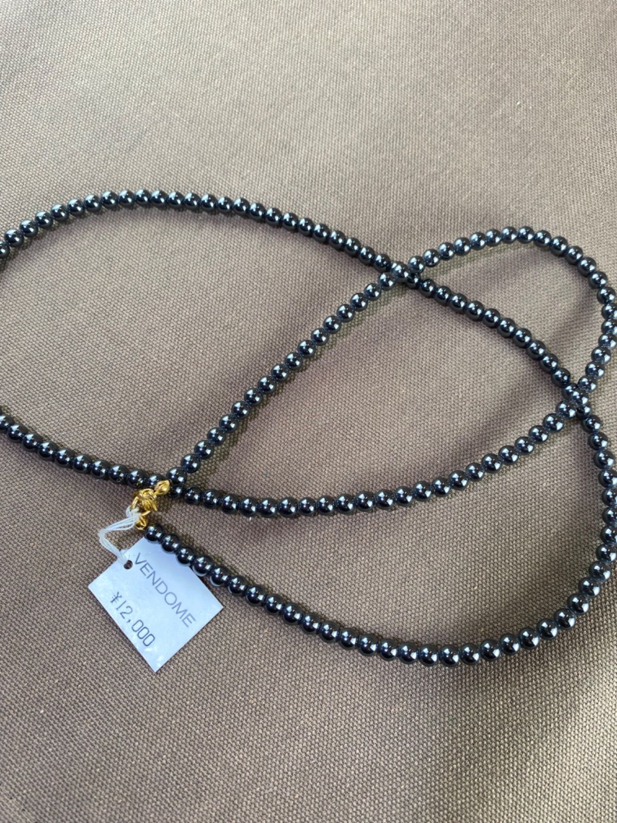 天然石 ヘマタイト ロングネックレス VENDOME ヴァンドーム - メルカリ