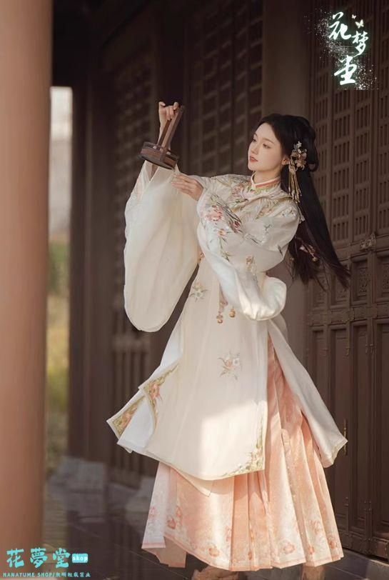 25年 漢服 コスプレ ワンピース 唐装 仙女服 中華風 撮影会 舞台 イベント 原野空間-293