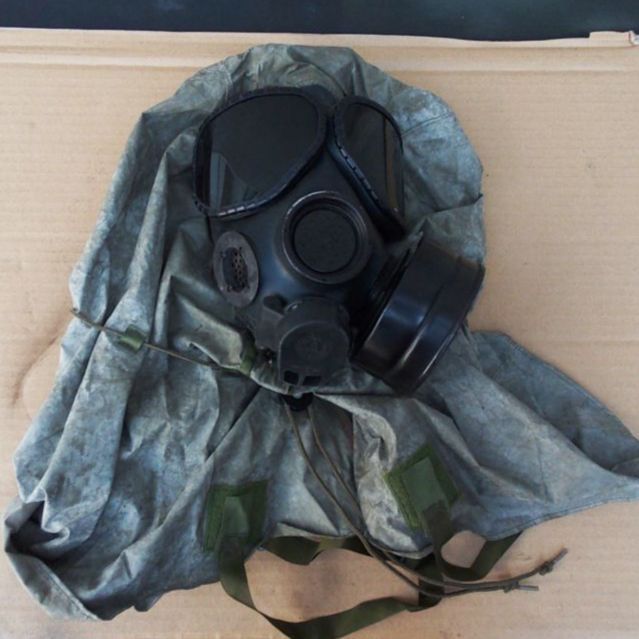 米軍実物 M42ガスマスク フード-保護ゴーグル付き