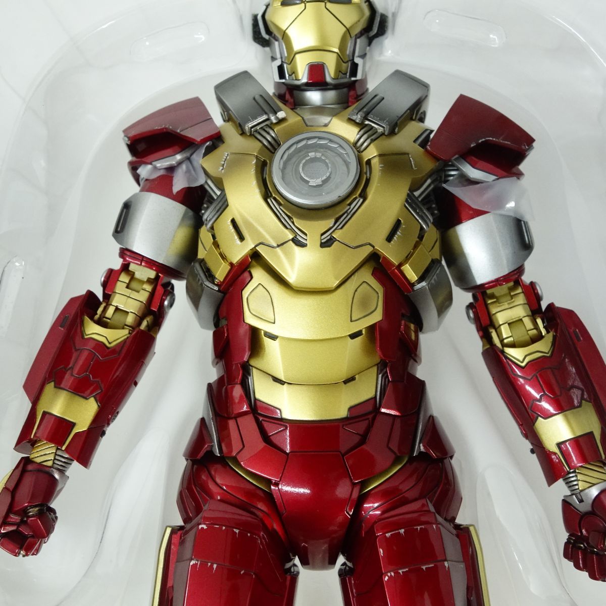 master-piece - ムービー・マスターピース アイアンマン・マーク17(ハートブレイカー) アイアンマン3 1/6 完成品 可動フィギュア(MM#212) ホットトイズ Amazon.co.jp: ムービー・マスターピース アイアンマン3