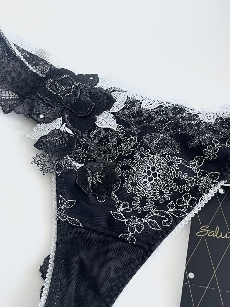新品】 ☆Wacoal Salute ワコールサルート ソング(Tバック