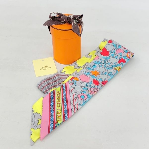 Re:Wave様　美品 HERMES エルメス リボンスカーフ ツイリー シルク HERMES エルメス ツイリー スカーフ リボンスカーフ バンダナ