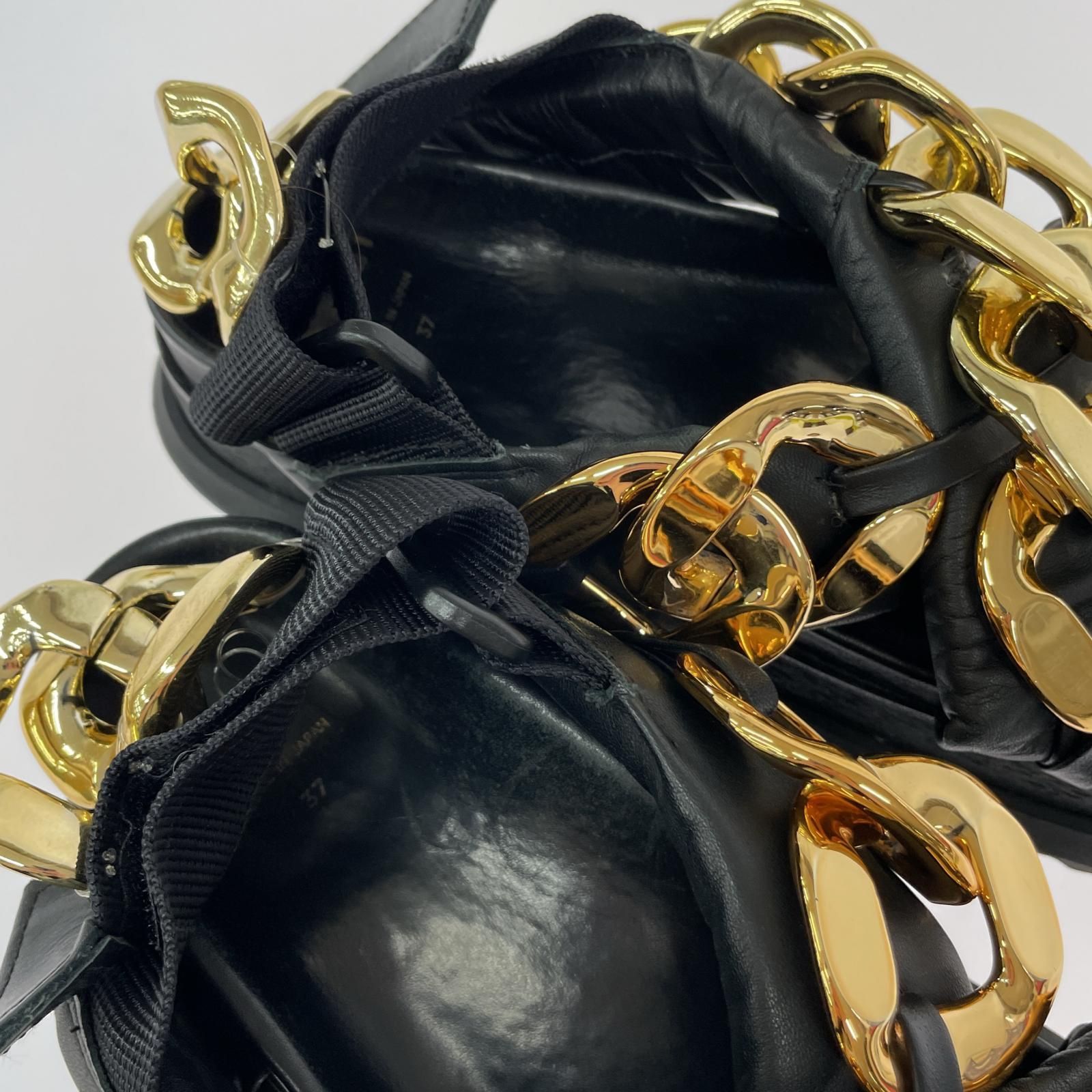 sacai