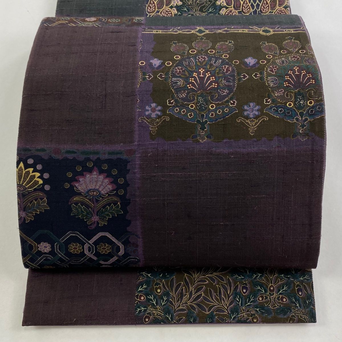 袋帯 前田仁仙 落款 紬地 変わり市松 華文 金彩 紫 全通 正絹